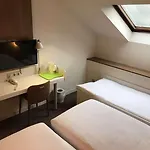 Hotel Campanile Lille Nord 3*