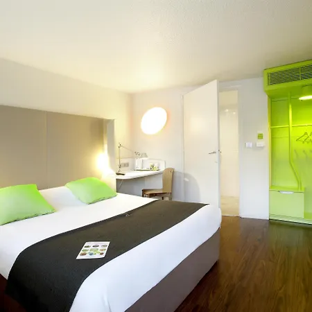 Campanile Lille Nord Hotel