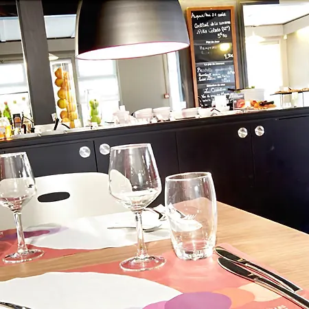 Campanile Lille Nord Hotel Wasquehal