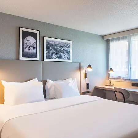 Hotel Campanile Nature - Lille 3*